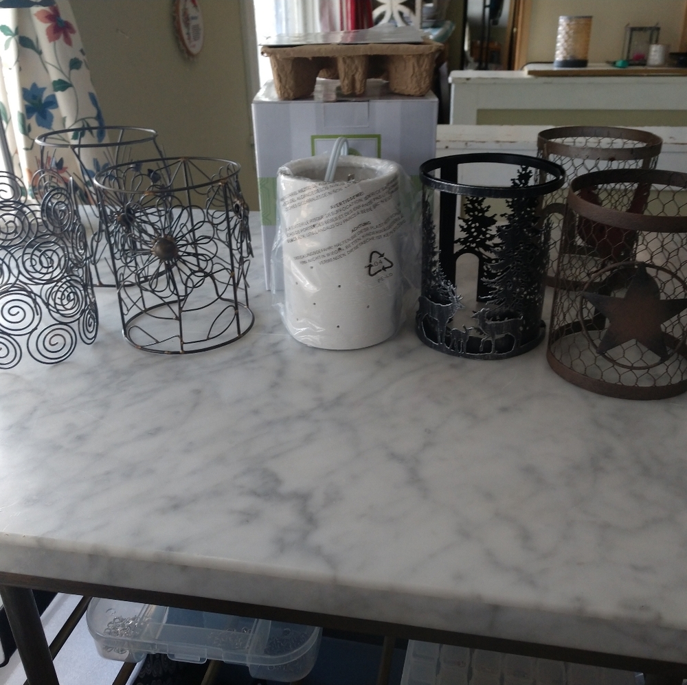 Scentsy Warmer & 6 topper's